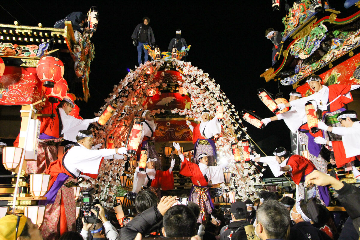 山田の春祭りが4年ぶり開催！響くホーリャイの声。秩父に春を告げる笠鉾、屋台、花火