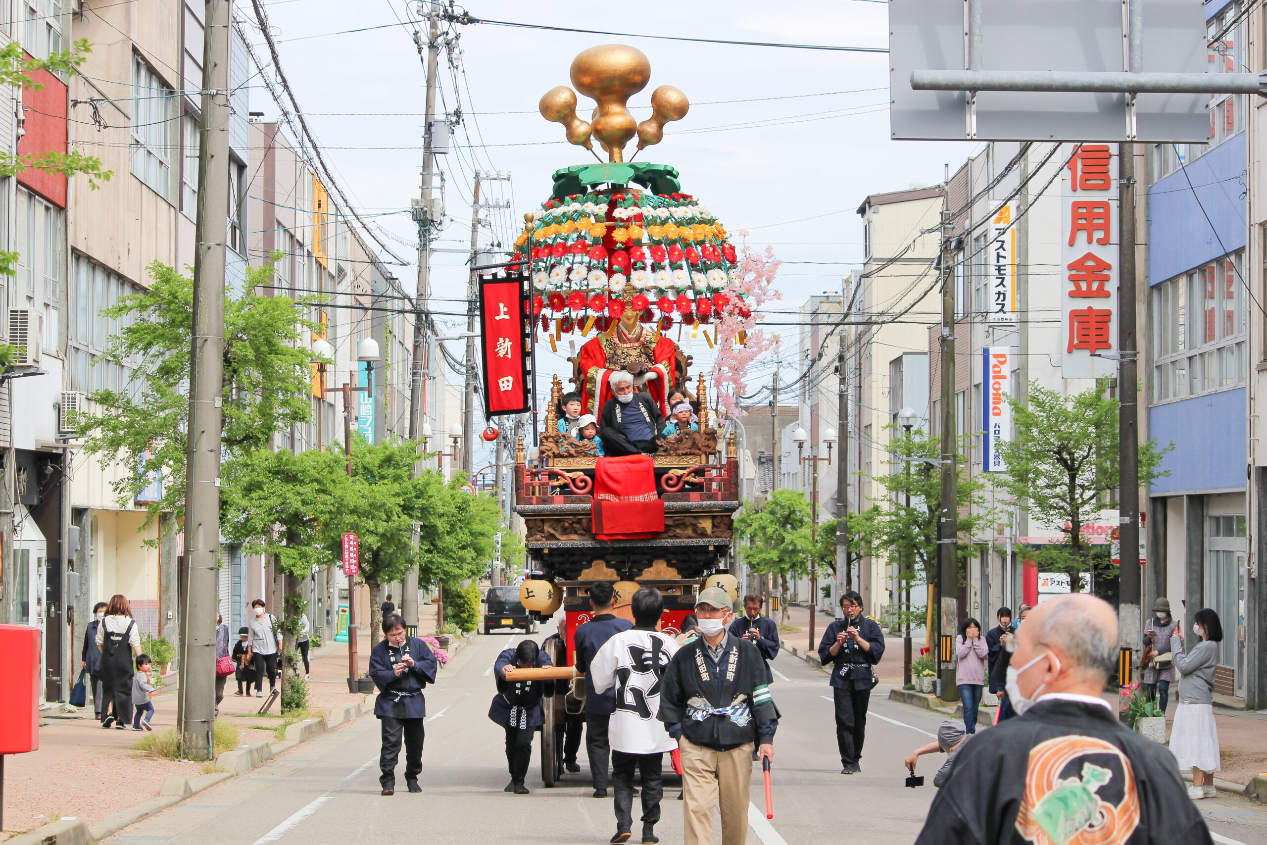 石動曳山祭