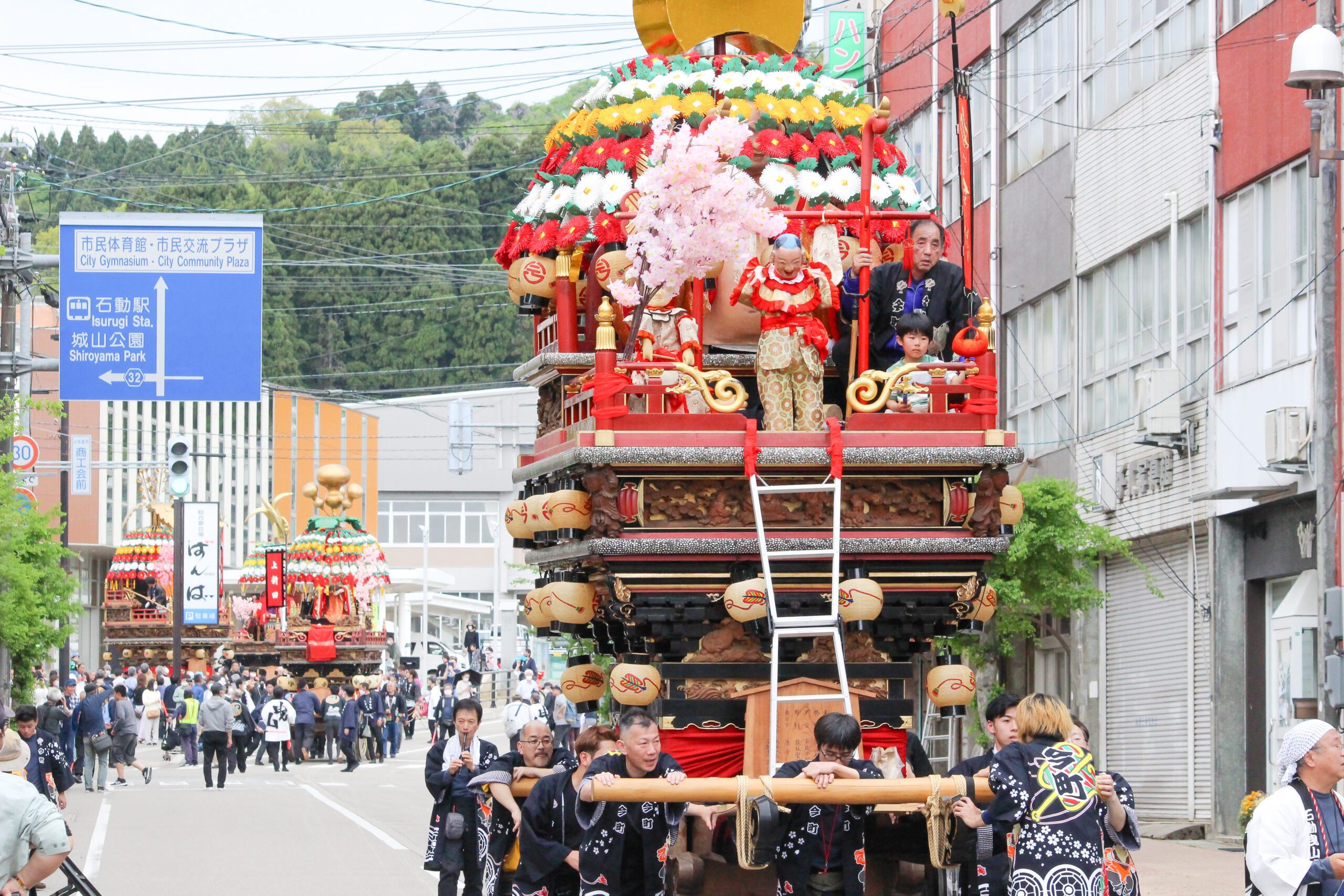 石動曳山祭