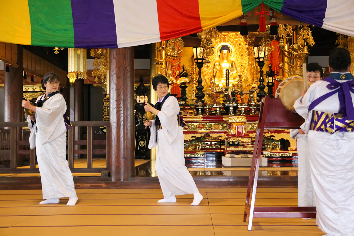 踊り念仏とは！？盆踊りのルーツと言われる？遊行寺春季開山忌での実施レポート｜株式会社オマツリジャパン