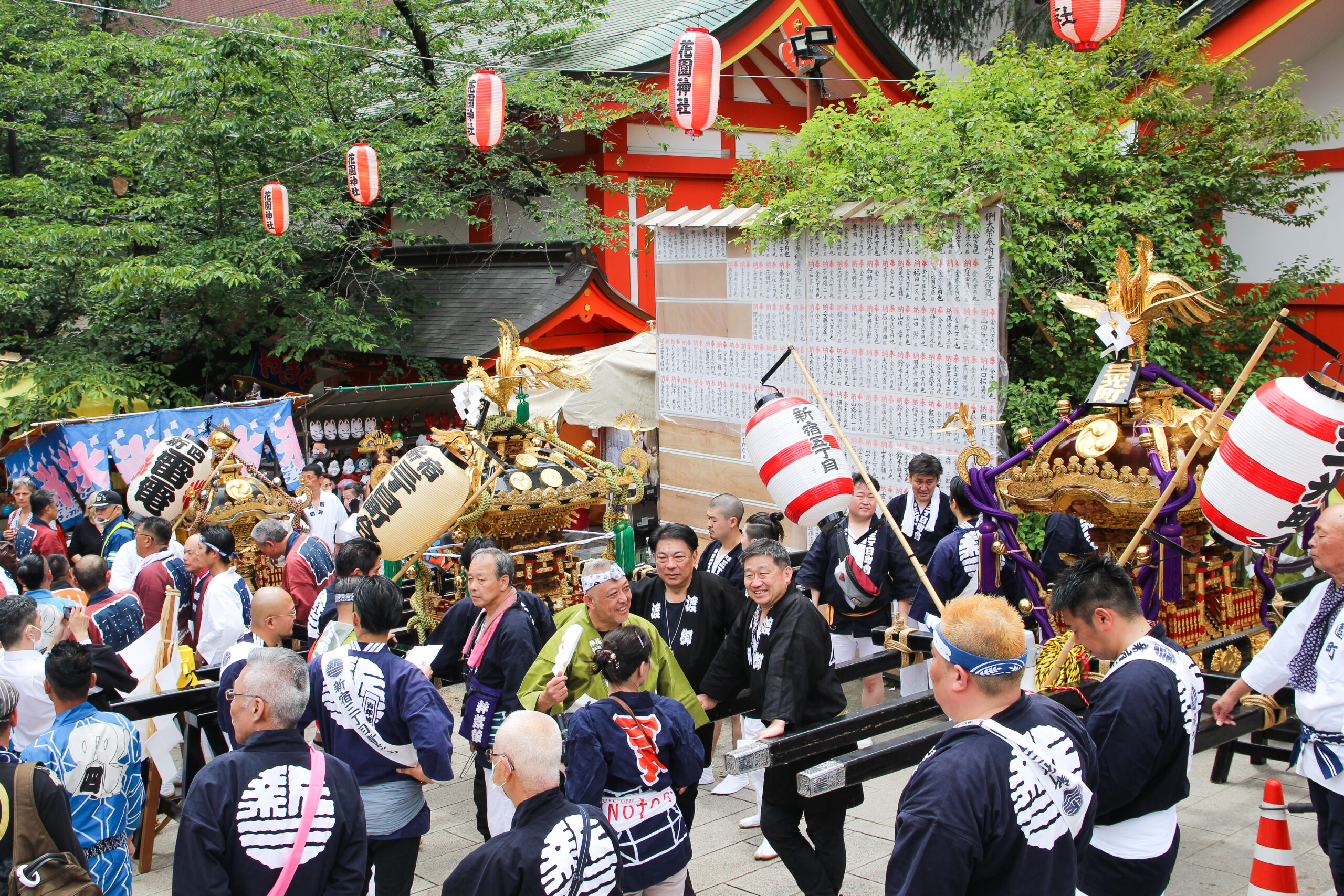 花園神社