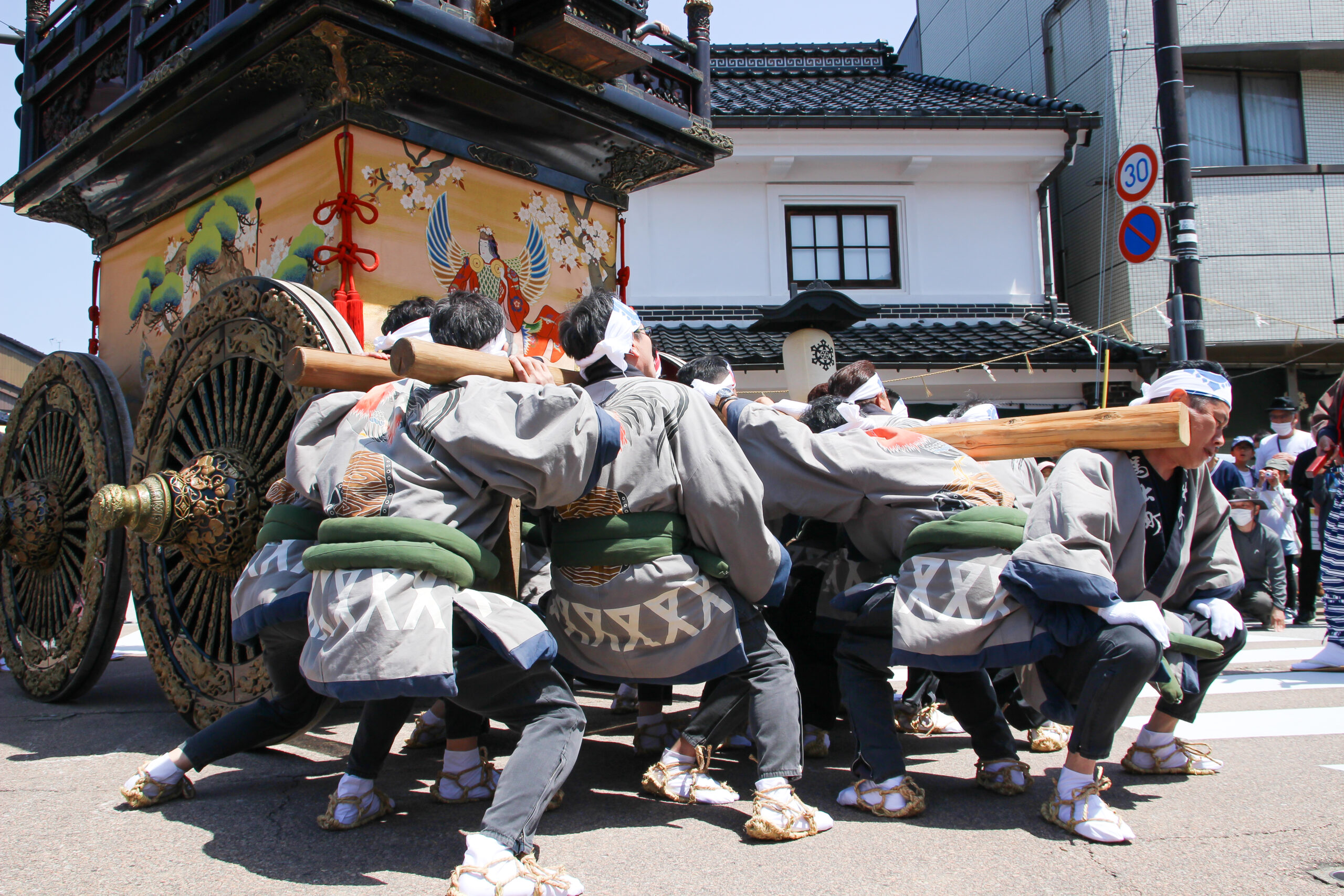 高岡御車山祭