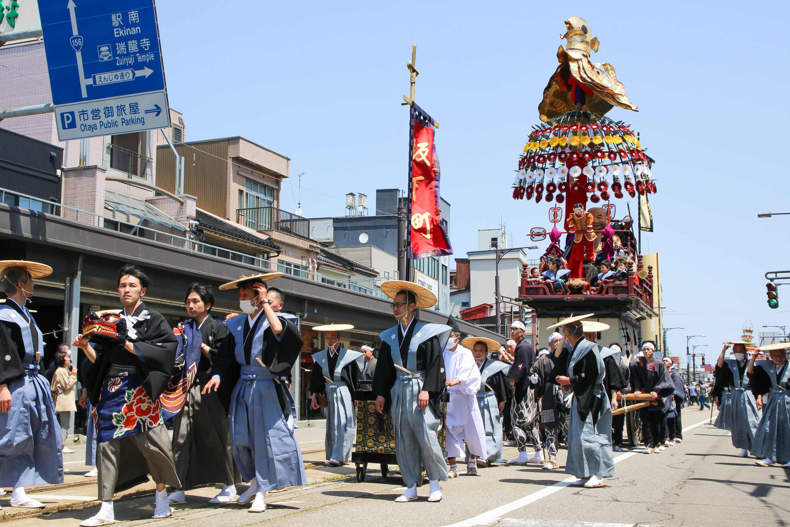 高岡御車山祭