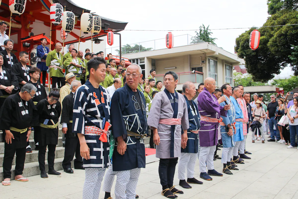 花園神社例大祭で4年ぶりに担ぎ上げられるお神輿！町会神輿が練り新宿の町を賑わせる｜株式会社オマツリジャパン
