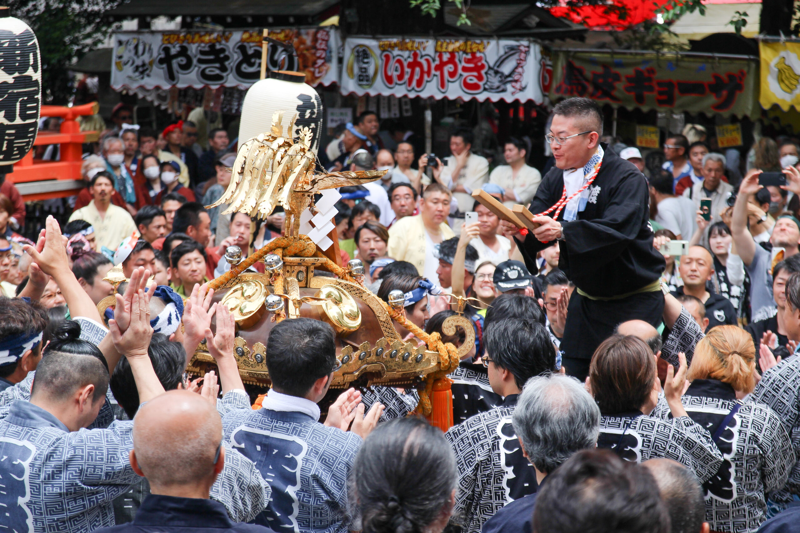 花園神社