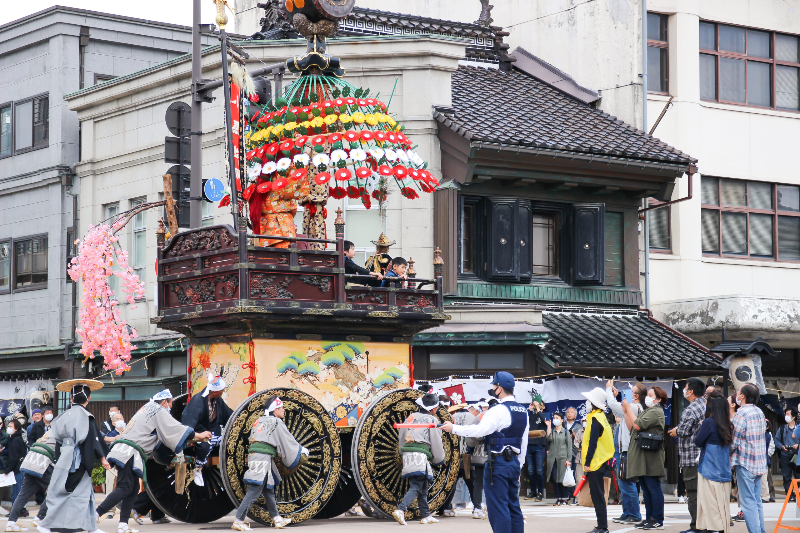 高岡御車山祭