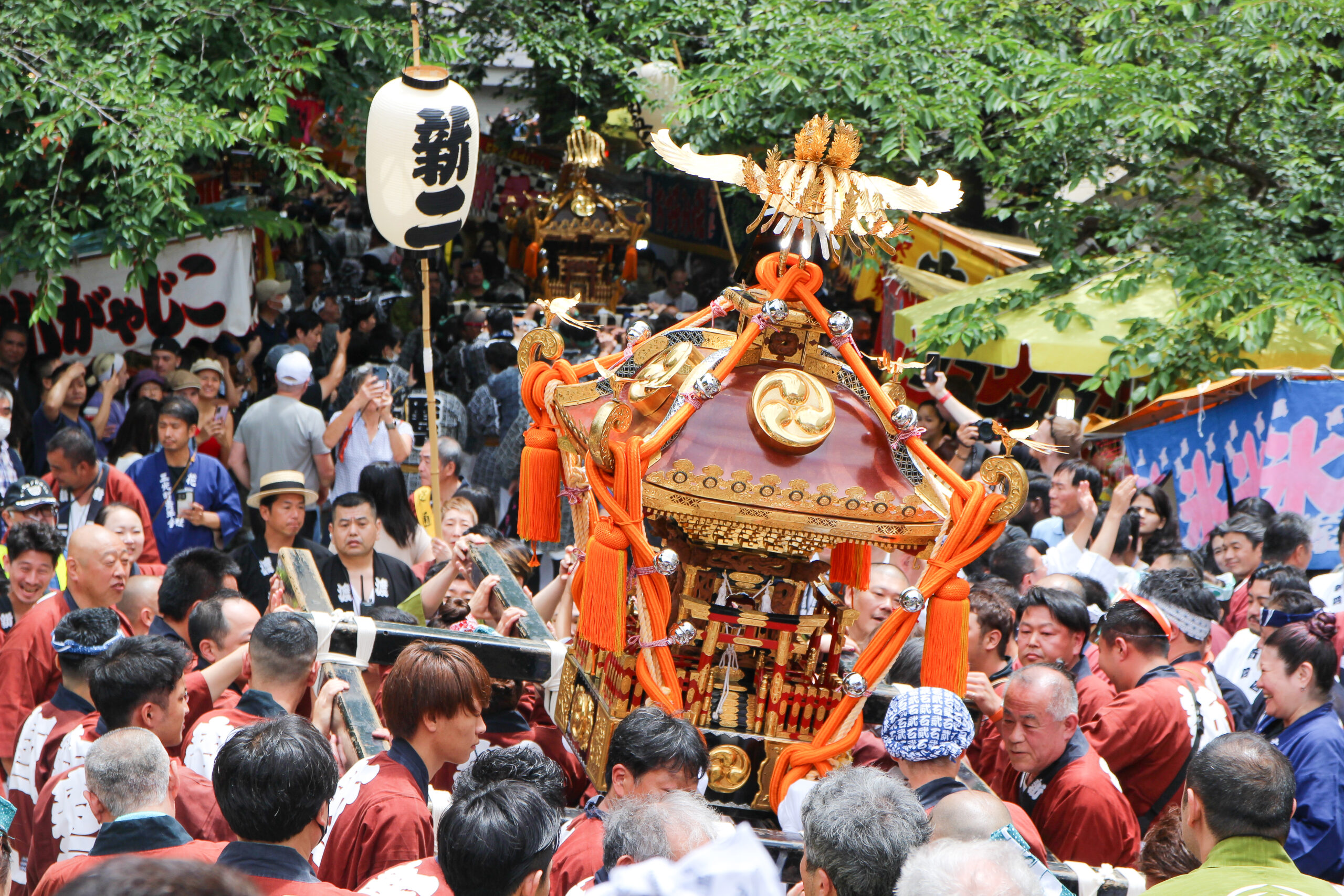 花園神社