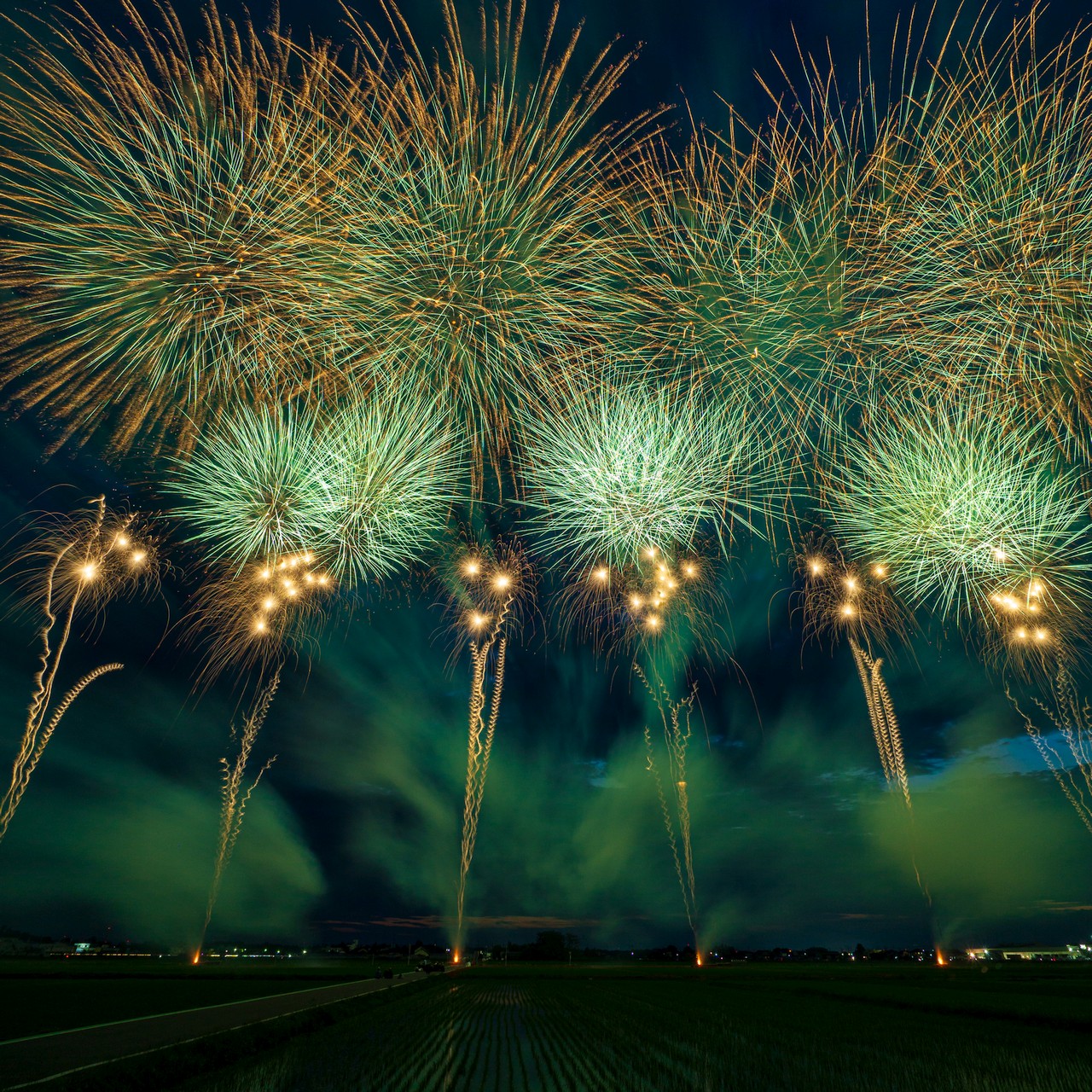 群馬の夏びらき！たまむら花火大会2023年。最前列でゆったり観覧できた