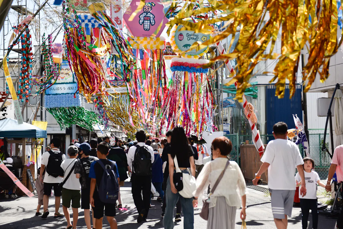 極彩色の七夕飾りから阿波踊りまで、楽しみ尽くす!千葉県・茂原七夕まつり|株式会社オマツリジャパン