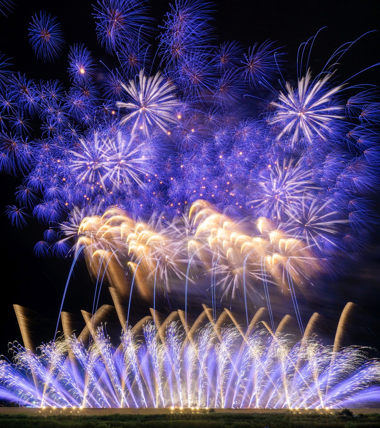 これが話題の「神明の花火」だ！コロナを乗り越えて市川三郷町に花火が輝く｜株式会社オマツリジャパン