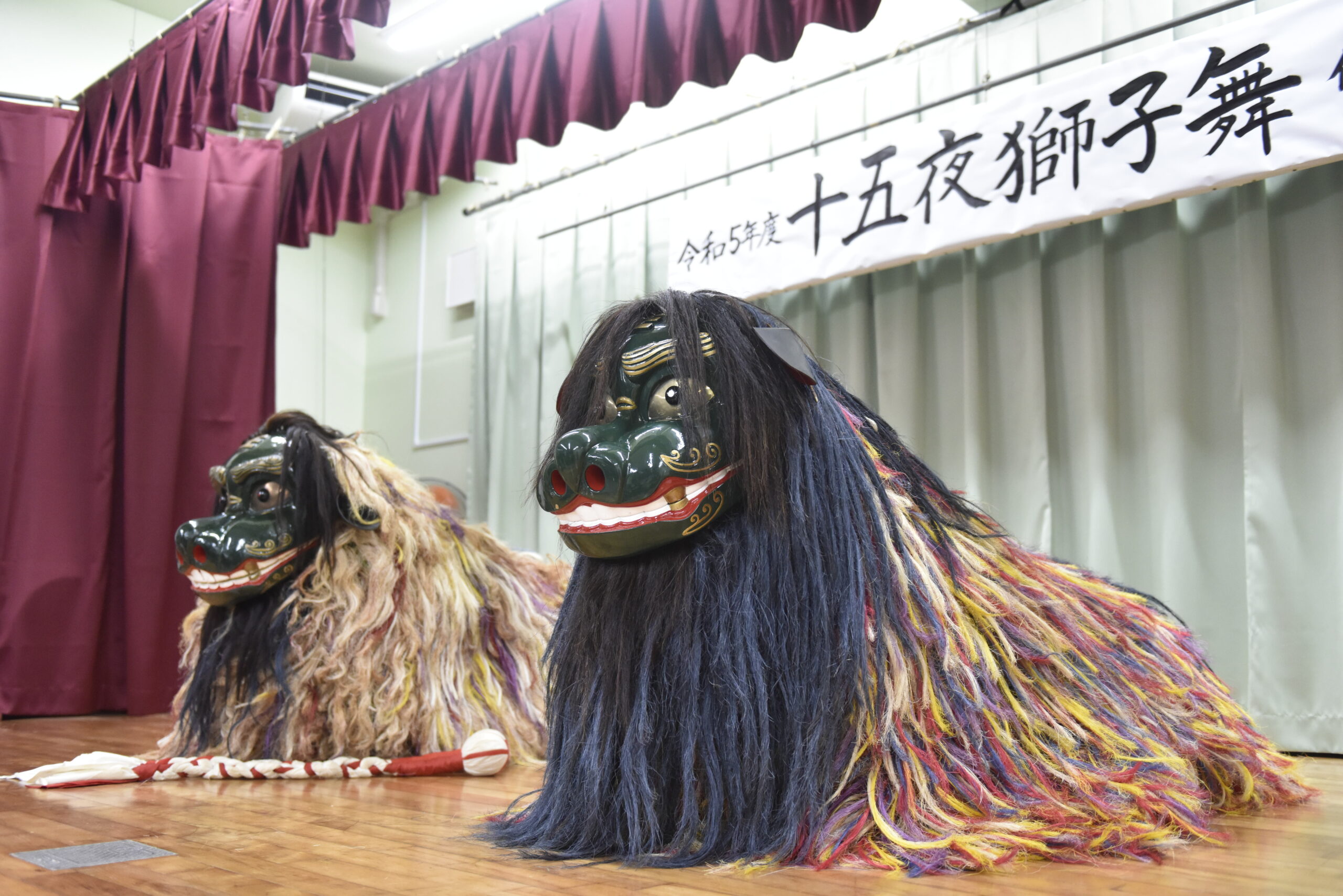 沖縄の獅子舞は毛むくじゃら！まるで生き物のような5つの獅子舞を一挙レポート！｜株式会社オマツリジャパン