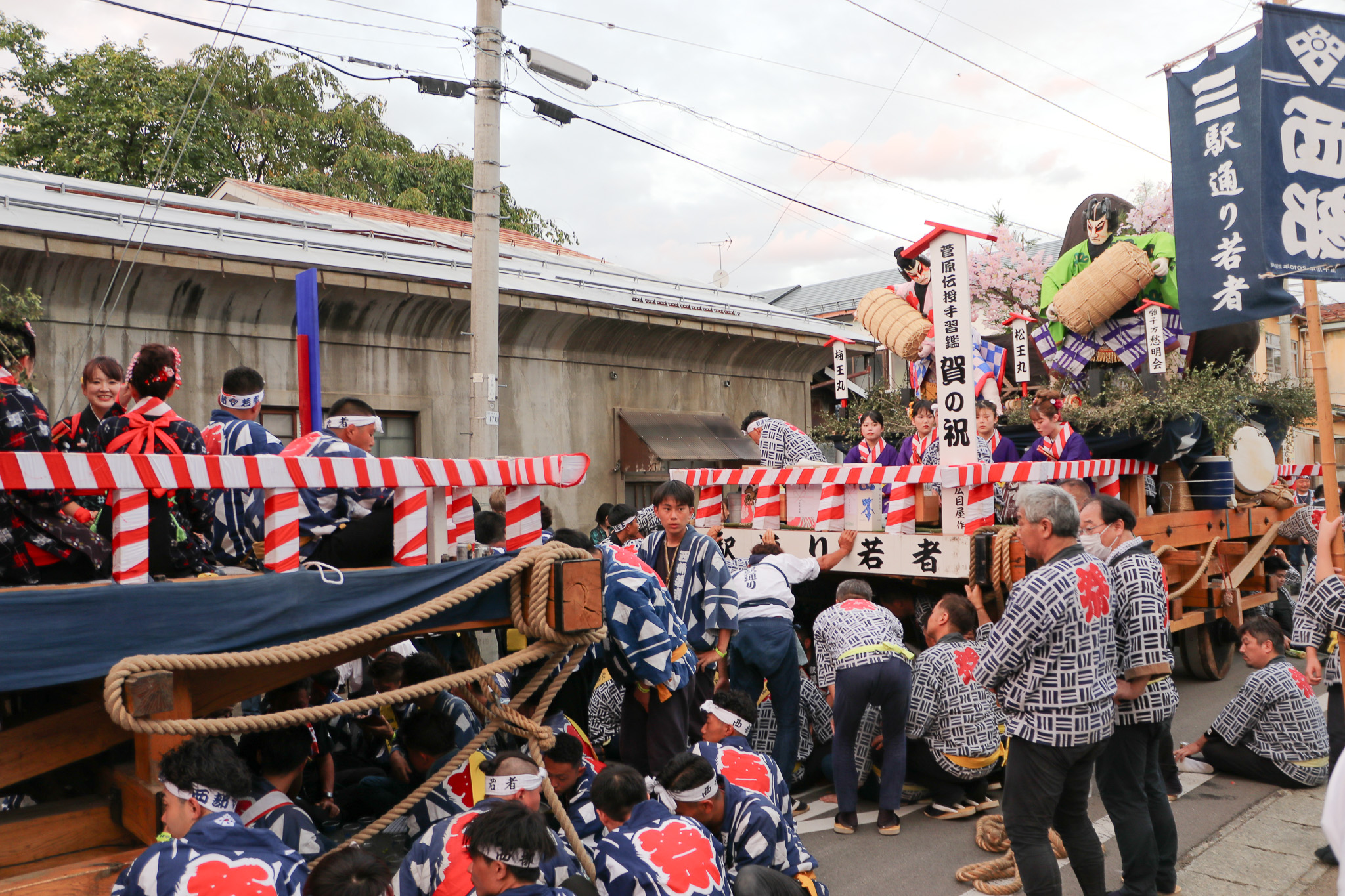 角館のお祭りの「やまぶっつけ」を見よ！激しく勇壮に夜通しぶつかり合う曳山が圧巻（オマツリジャパン）｜ｄメニューニュース（NTTドコモ）