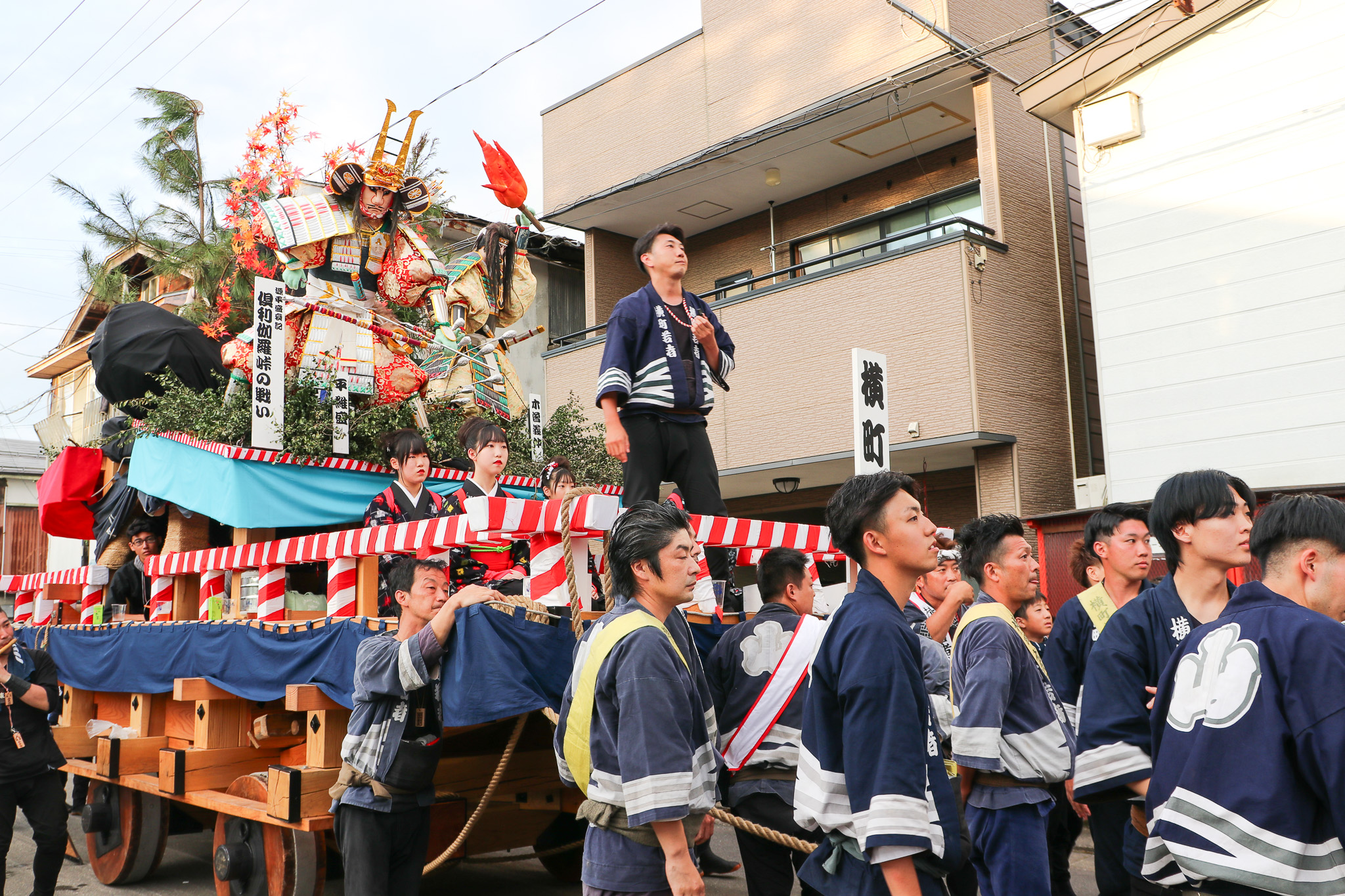 角館のお祭りの「やまぶっつけ」を見よ！激しく勇壮に夜通しぶつかり合う曳山が圧巻（オマツリジャパン）｜ｄメニューニュース（NTTドコモ）