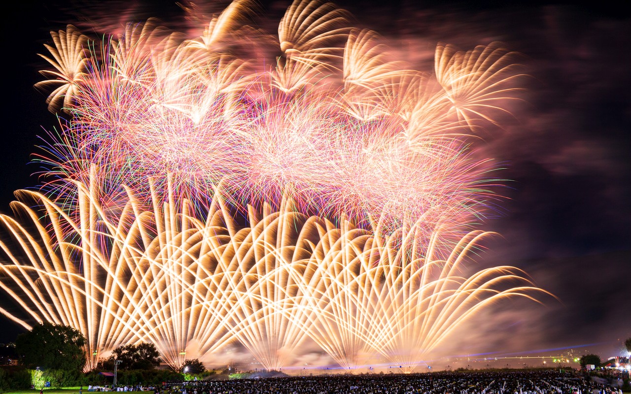 調布花火2023をレポート！暑さもやわらぐ“秋花火”を探して行ってみよう