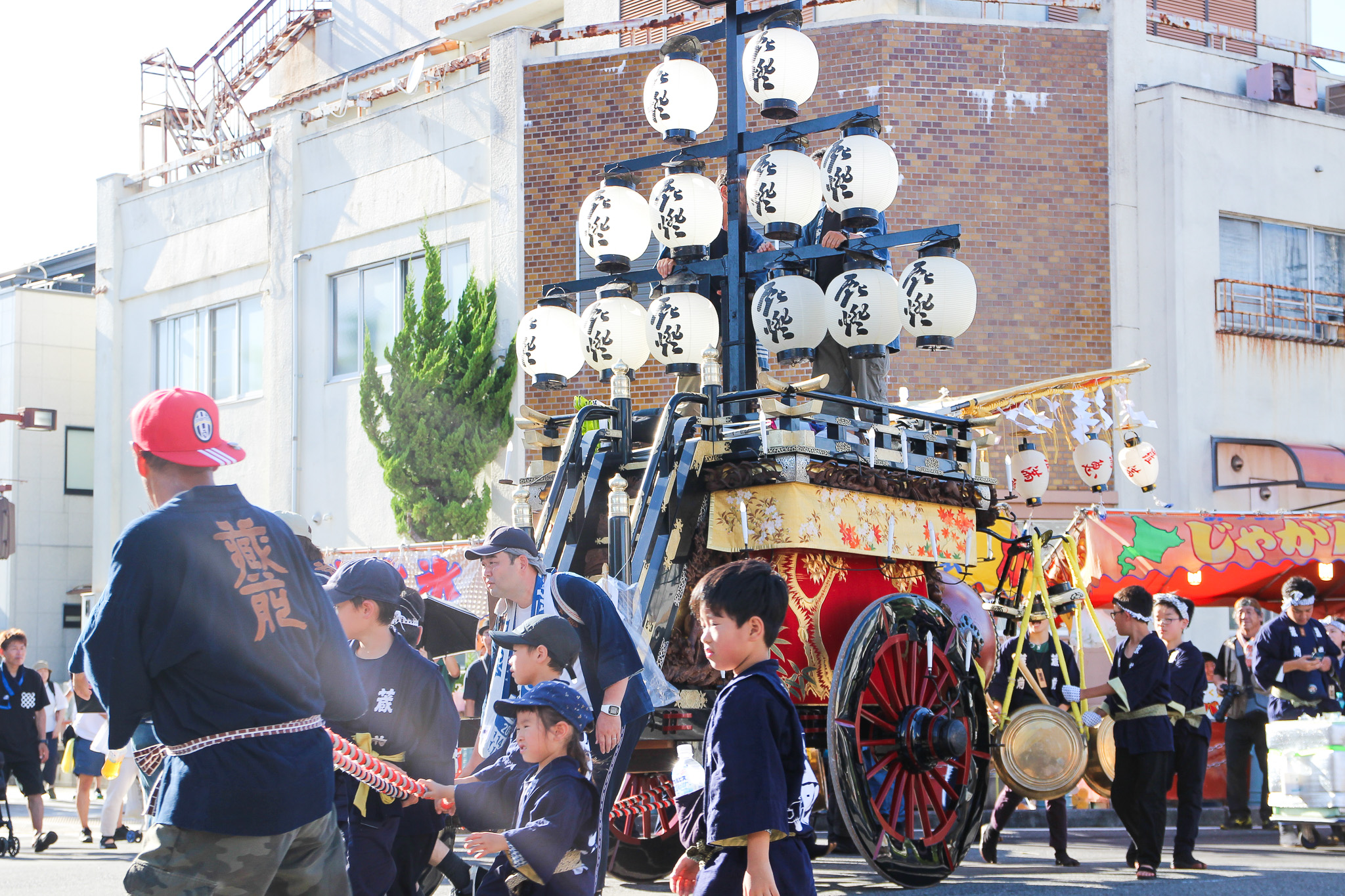 石取祭が4年ぶり通常開催！太鼓と鉦を響かせ進む祭車。桑名宗社への渡祭が見逃せない｜株式会社オマツリジャパン