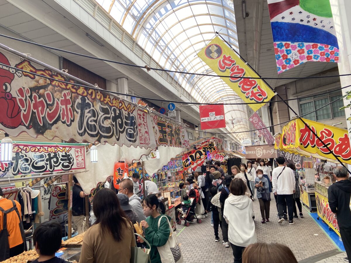 屋台の様子（商店街内）