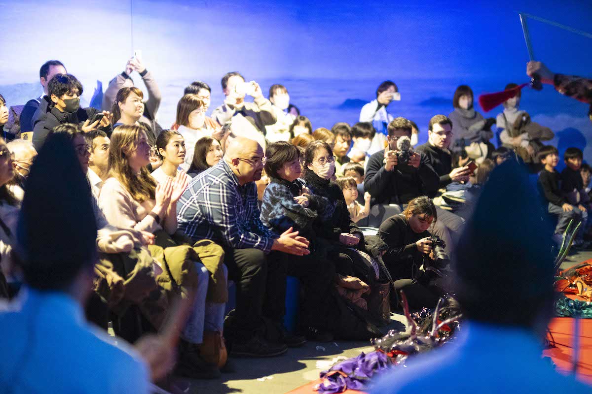 神話の海での上演