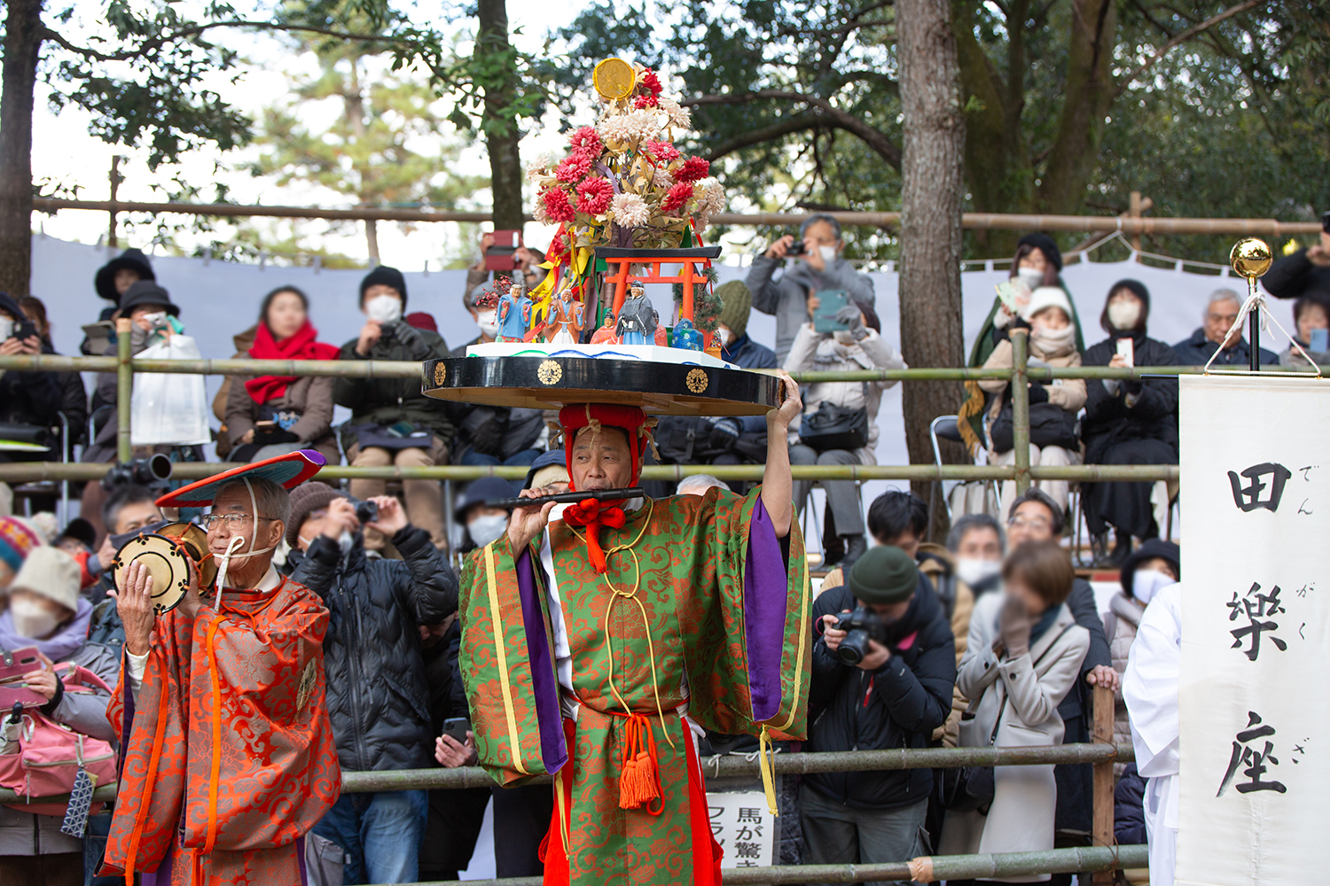 奈良春日大社「春日若宮おん祭」一日中続く神事芸能と1,000名の
