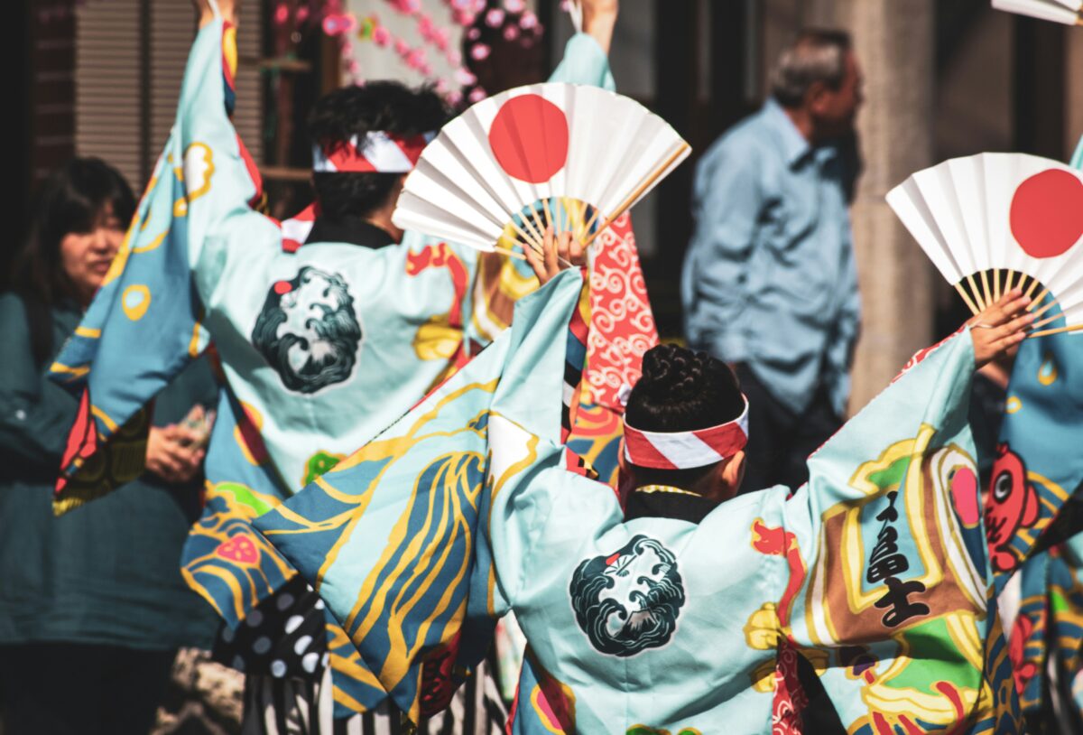 市民と共につくる祭り活性化事例集  ─ワークショップ・対話による地域文化支援