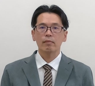 安藤祐二氏