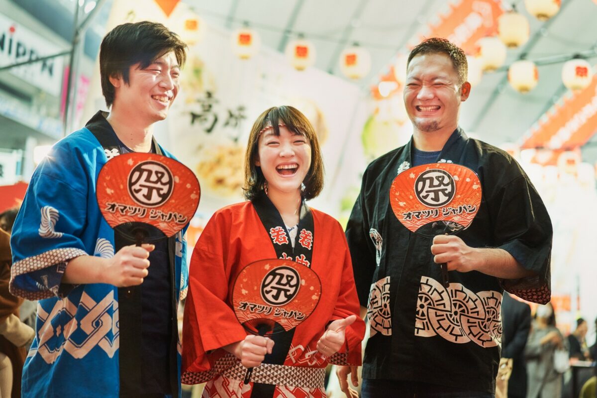 ‟祭で日本を盛り上げたい！”というビジョンが生まれた舞台裏をご紹介。経営陣3名の運命的な出会いとは？